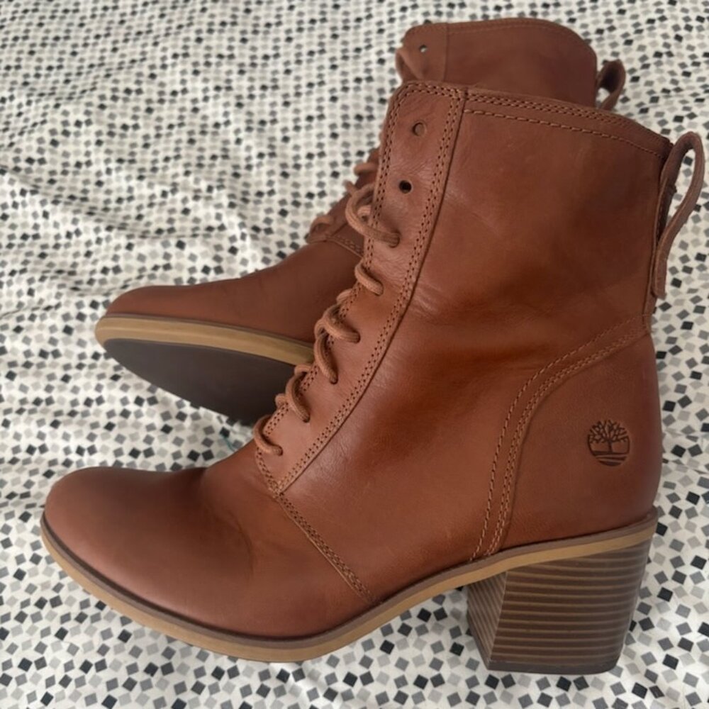 Timberland - Leather Lace Up Boots